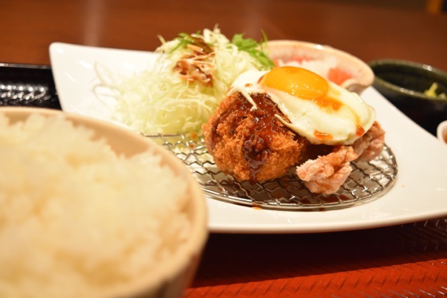 絶品大戸屋ランチ〜卵とチキン竜田揚げのコラボレーションが美味い！