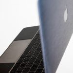 【レビュー】wraplus スキンシールでMacBook12インチをネイビーに着飾ろう！