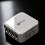 【レビュー】超軽量4Port USB充電器「iClever 4ポート」出張行くならコレじゃない！？