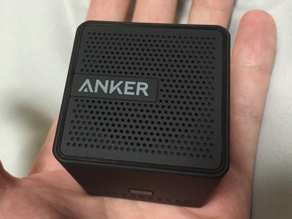 【レビュー】Anker Bluetoothスピーカーは出張にも持っていける手軽なスピーカーだ！