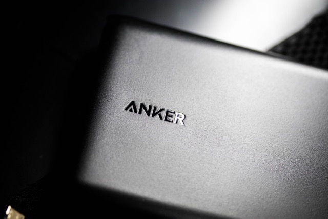 【レビュー】Anker PowerCore 26800は2系統入力で充電時間短縮の大容量バッテリーだぞ！